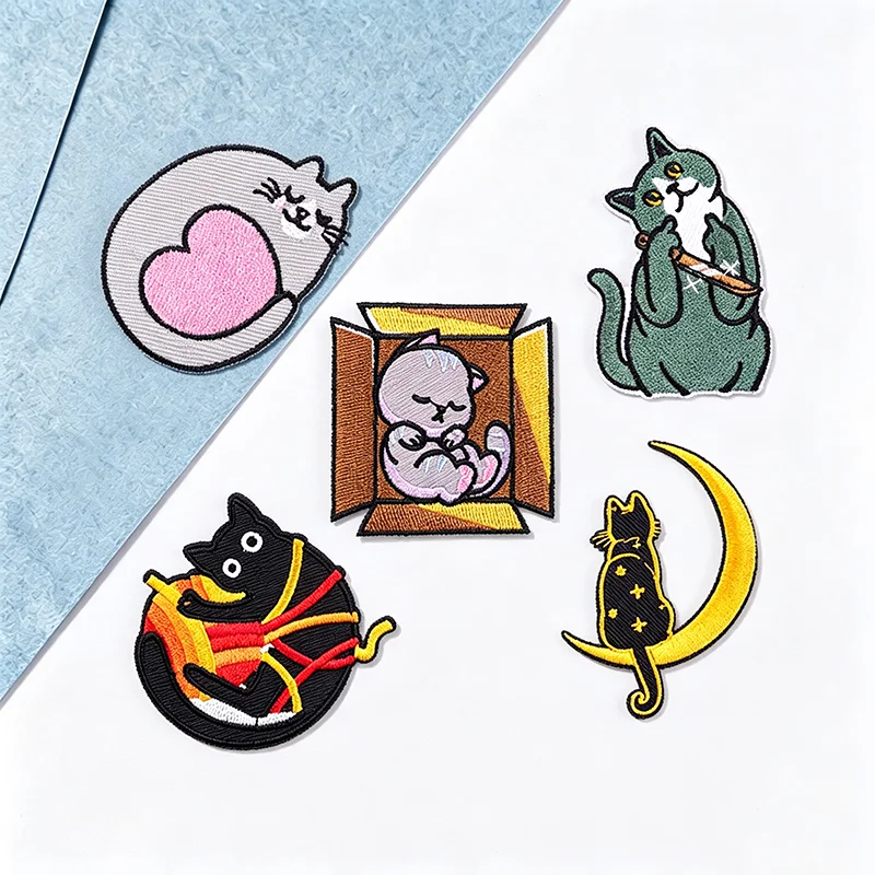 Parches termoadhesivos gatos corazón y caja, insignias DIY - imagen 4