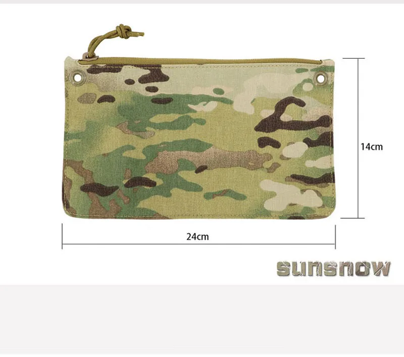 Detalle de cremallera YKK y acabados