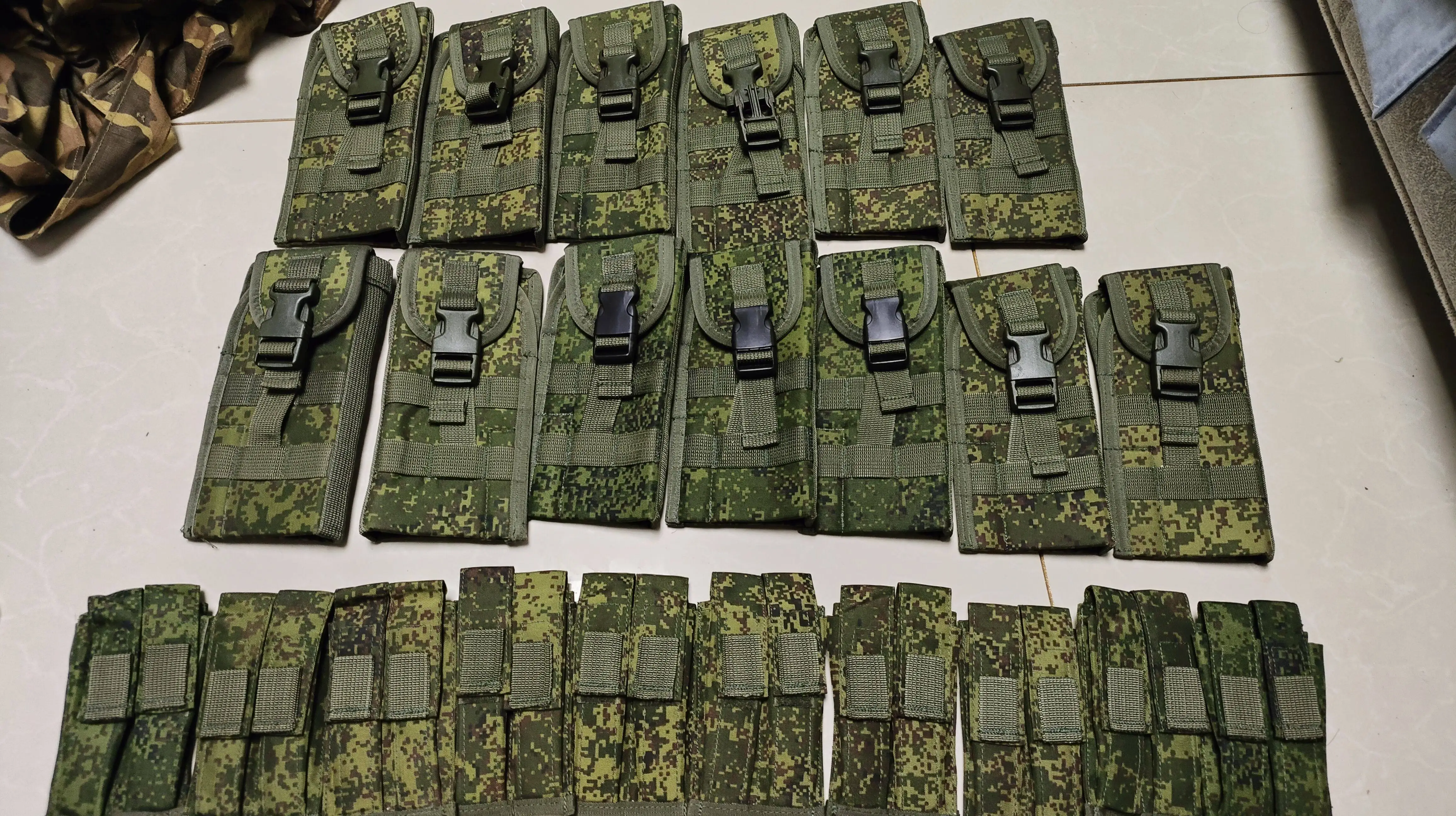 Funda táctica para cargador de pistola rusa EMR camuflaje - imagen 3