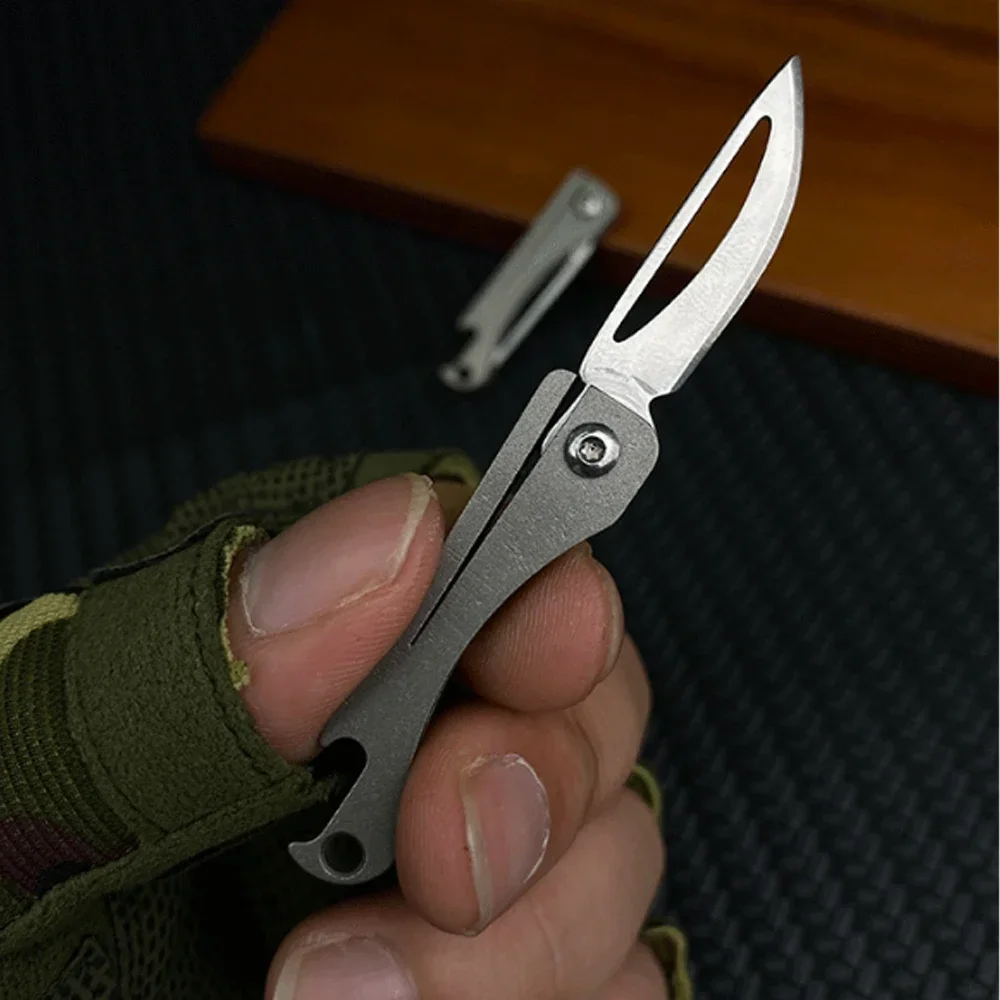 TC4 mini cuchillo plegable EDC en aleación de titanio – llavero - imagen 5
