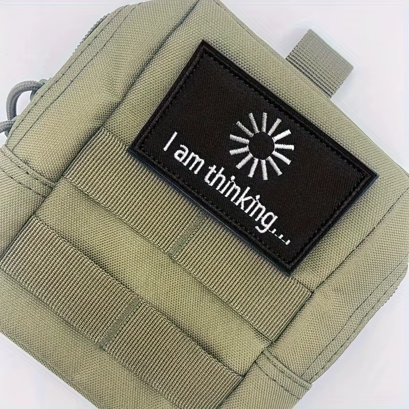 Parche táctico I Am Thinking – Velcro negro bordado para mochila - imagen 5