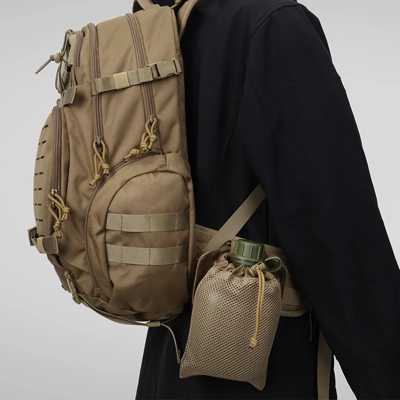 Botella táctica plegable con malla MOLLE y funda externa - imagen 2