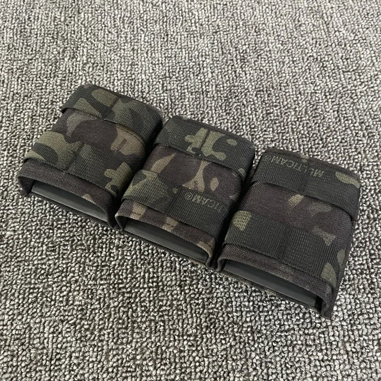 Bolsa táctica Multicam con compartimentos para cargadores