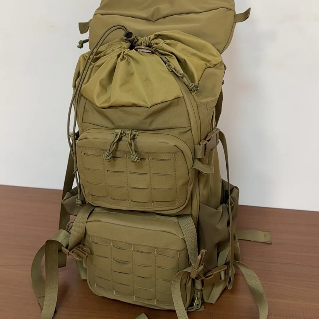 SKY Mochila Táctica 500D Nylon Resistente Trekking y Viaje - imagen 4