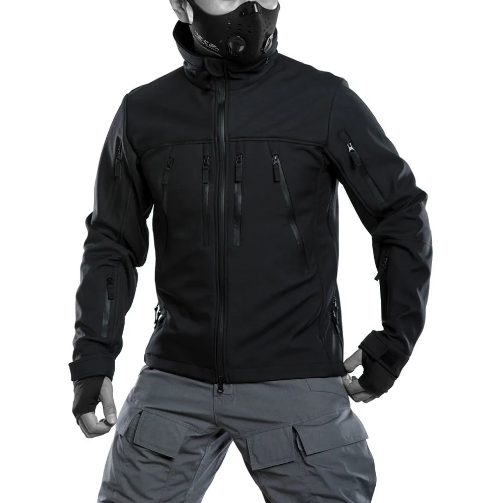 Chaqueta táctica softshell con capucha agua-viento para otoño-invierno - imagen 2
