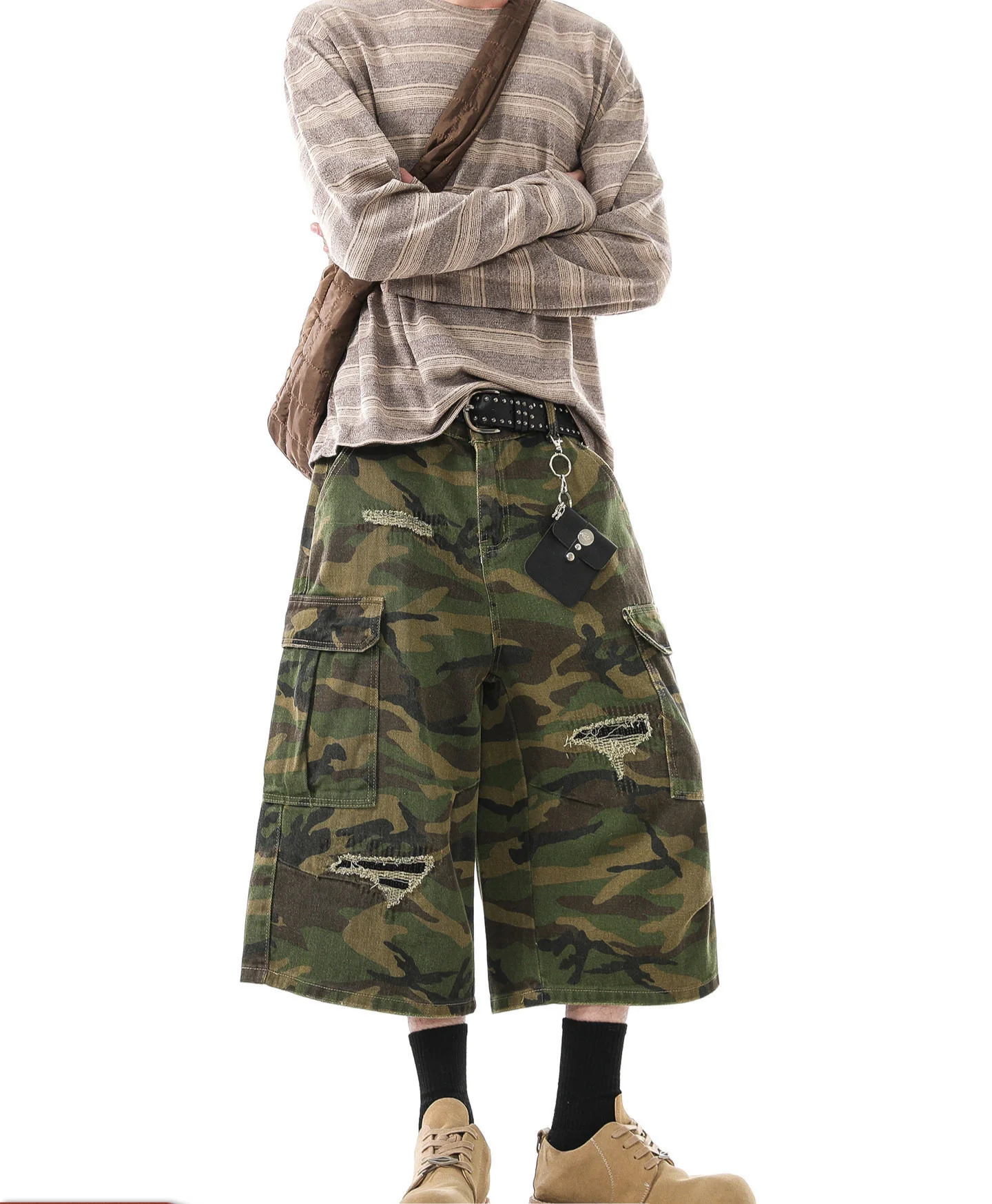 Bermudas tácticas camuflaje con parches desgastados hombre - imagen 4