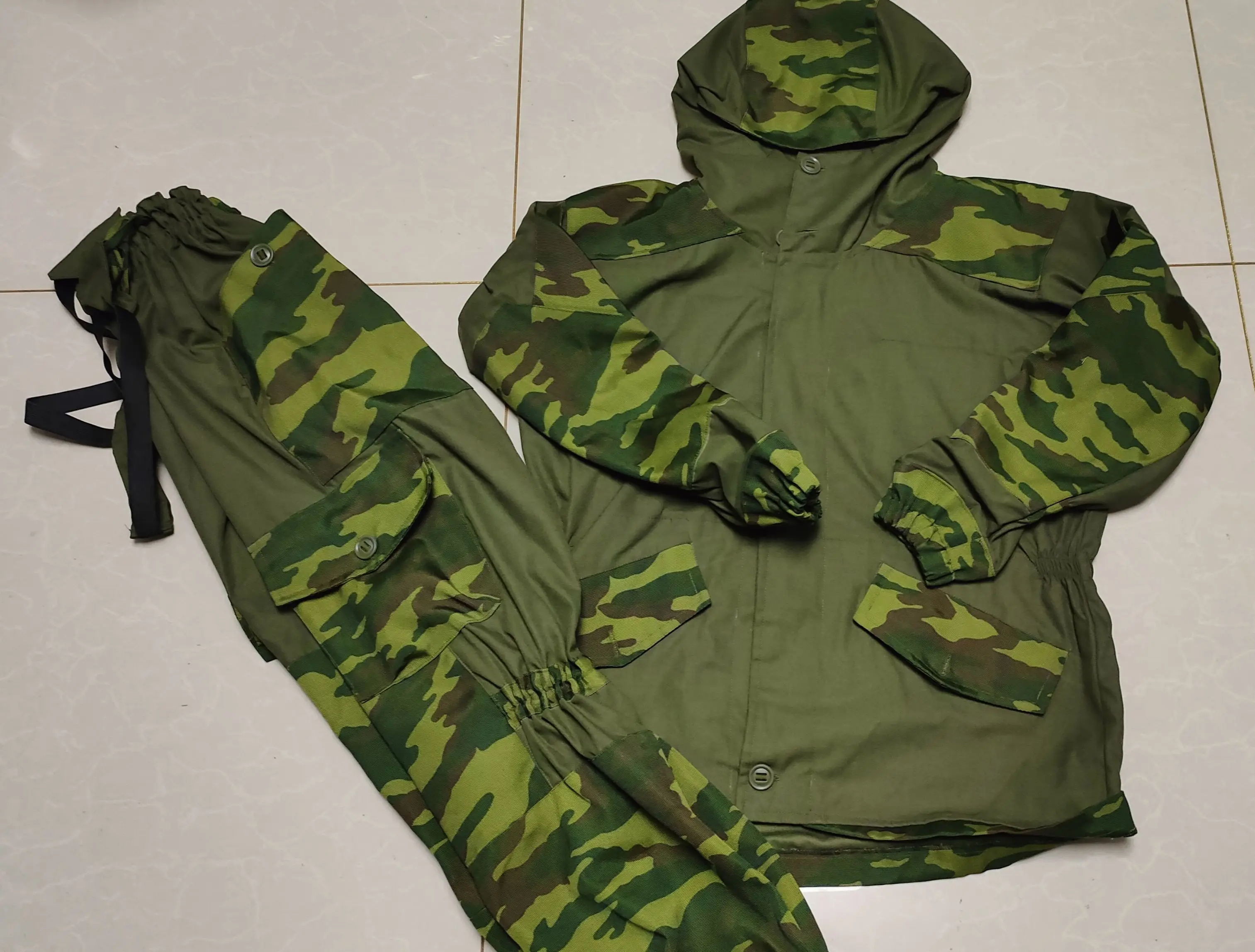 Guoka — Conjunto Camuflaje Flora Cruzado para Montaña - imagen 3