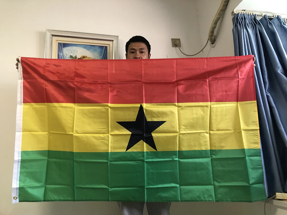 Bandera de Ghana con colores rojo, amarillo, verde y estrella negra central