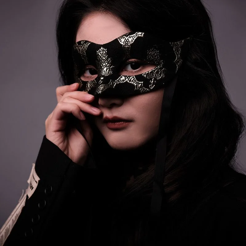 Máscara facial retro ajustable artesanal para cosplay y disfraces - imagen 5