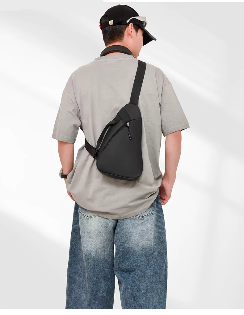 Bolso scione en uso durante ciclismo