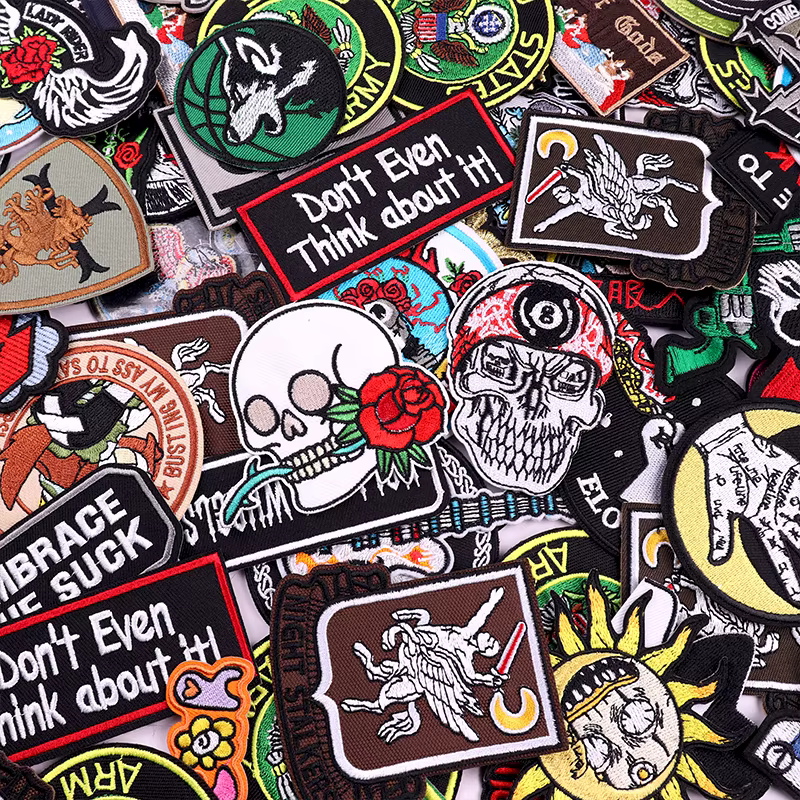 Parche bordado punk de calavera termoadhesivo para planchar ropa - imagen 3