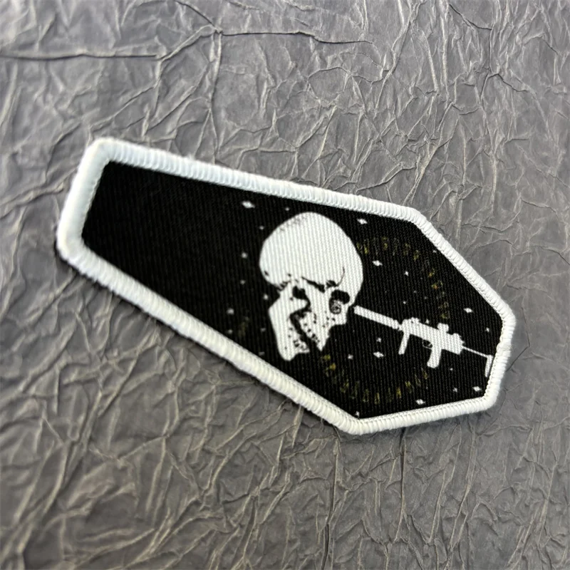 Parche moral táctico calavera niebla con velcro para gorra y mochila - imagen 3