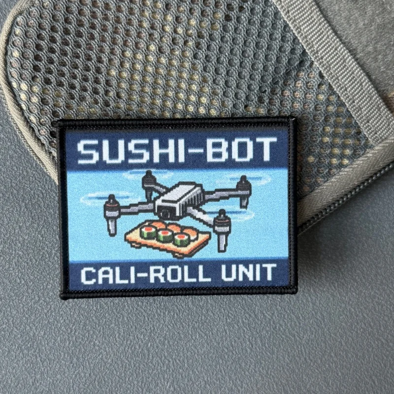 Parche táctico SUSHI-BOT con velcro para mochila y equipamiento - imagen 2