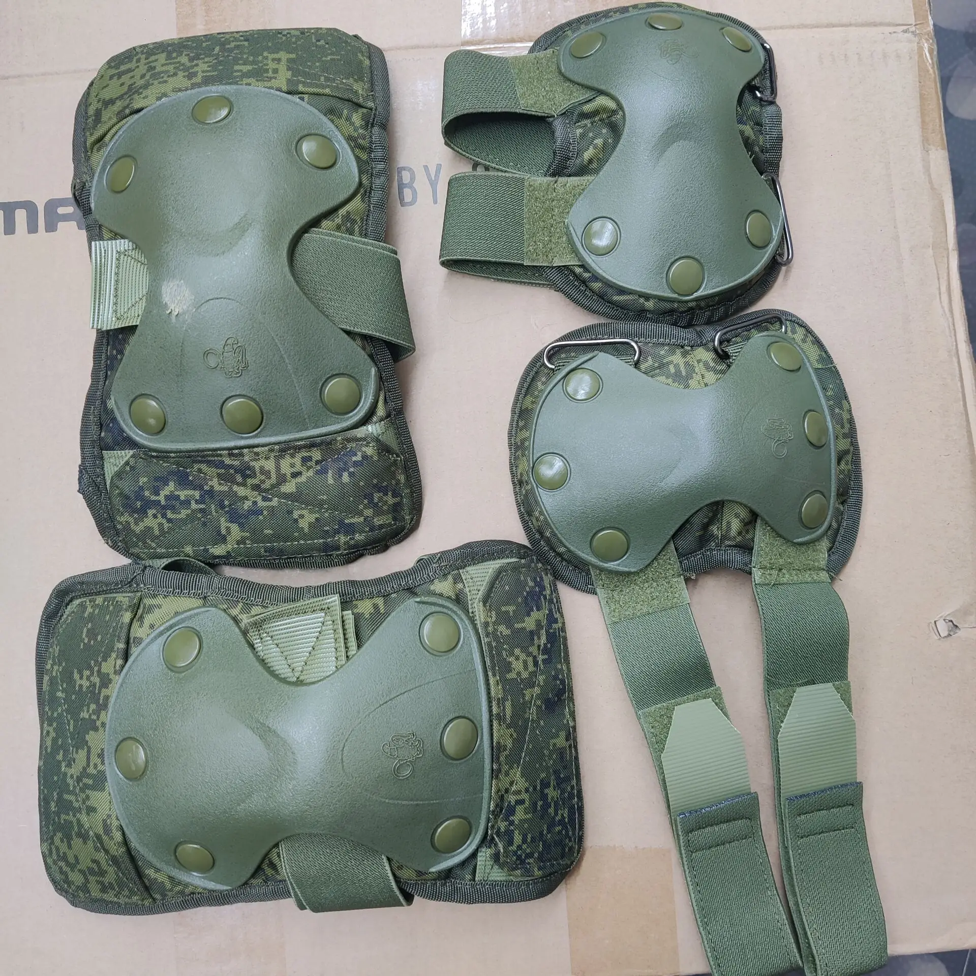EMR 6B51 Protector rodilla y codo táctico ajustable ruso - imagen 5