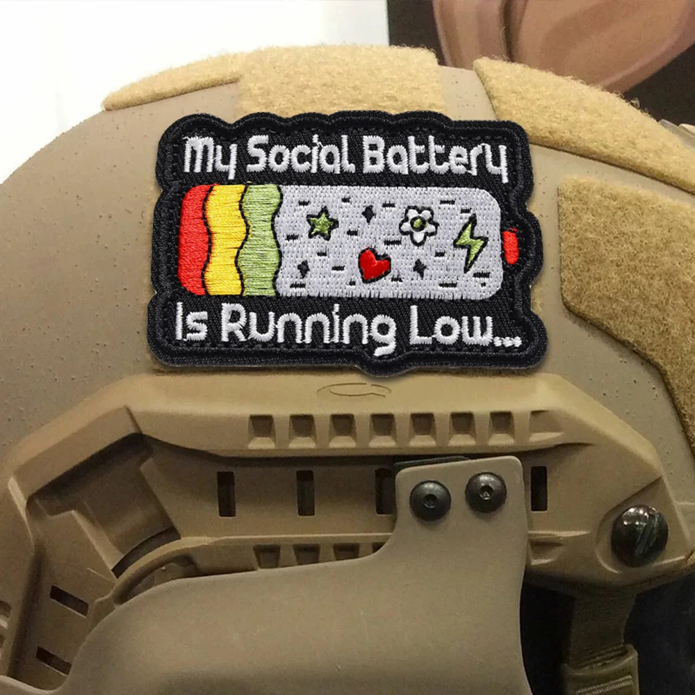 Parche de moral MOLLE velcro – Mi batería social baja - imagen 5