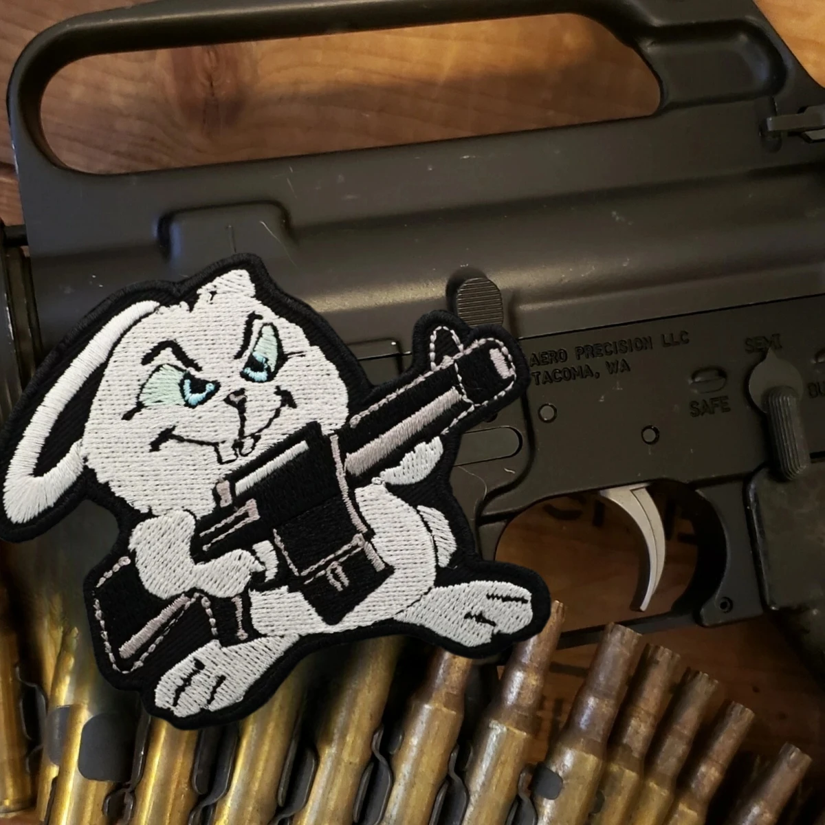 Parche táctico bordado MOLLE conejo – Velcro para chaleco - imagen 3