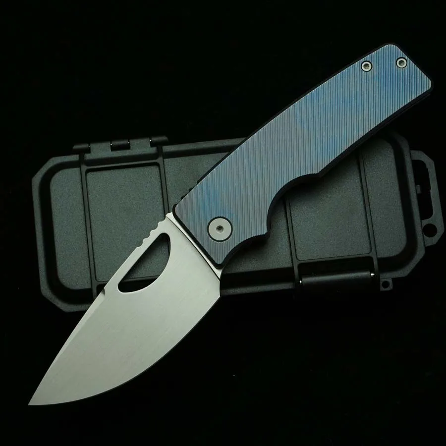 Cuchillo plegable V3 Rosie XL con acabado satinado