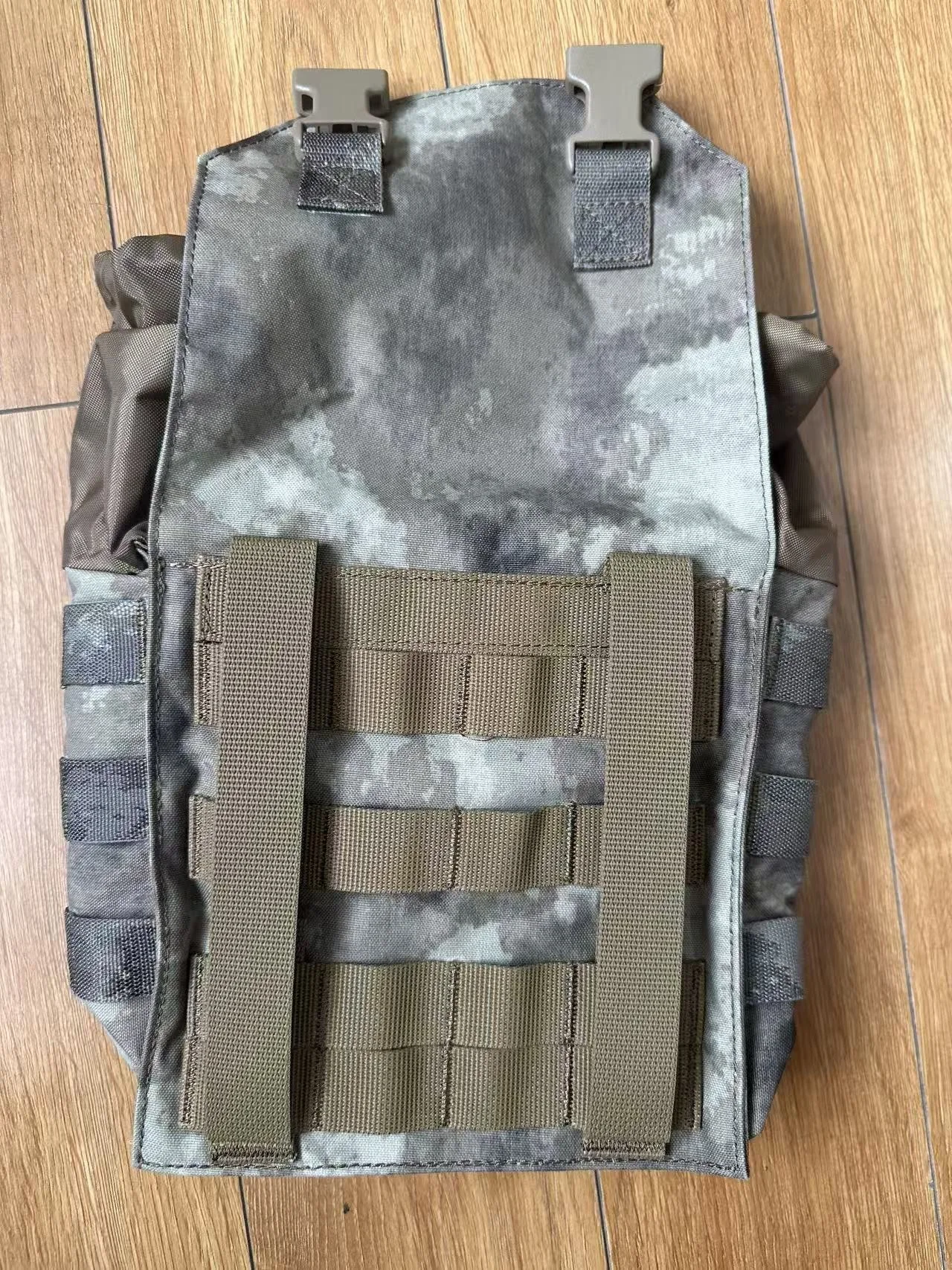 Cinturón táctico MOLLE con bolsa de cintura para exteriores - imagen 4