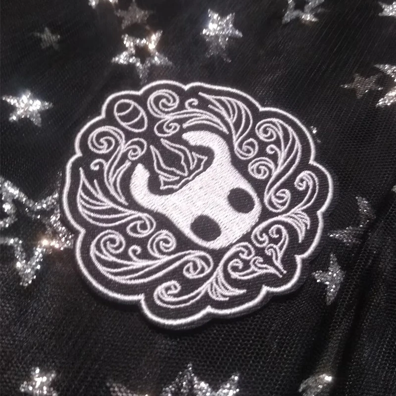 Parche bordado termoadhesivo Hollow Knight gótico para ropa y gorras - imagen 4