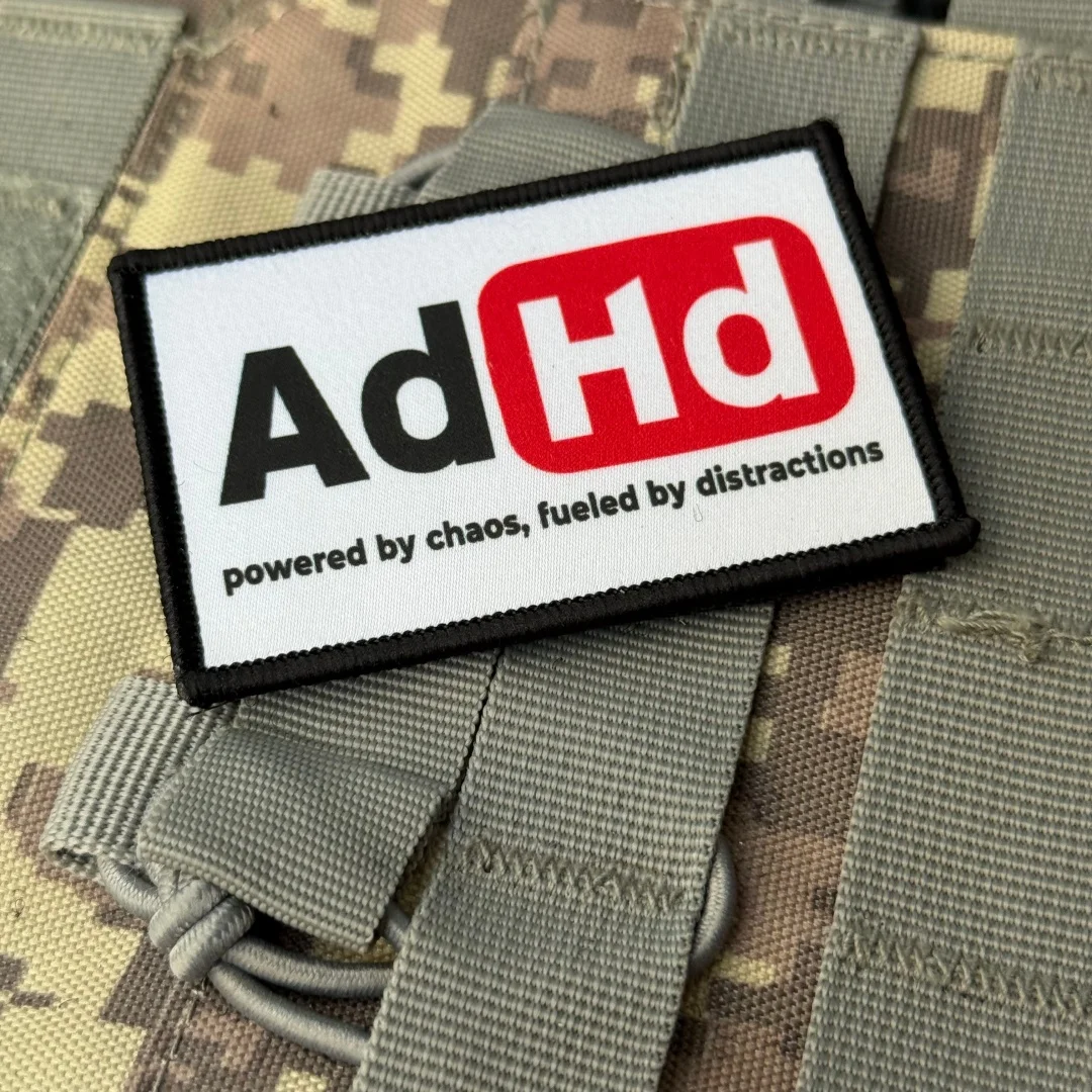 Parche Táctico Meme TDAH – Aplique Gancho y Bucle para Ropa y Mochila Militar - imagen 5