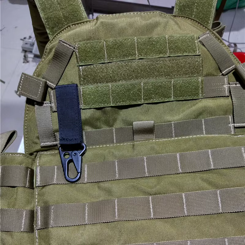 Mosquetón MOLLE nailon para mochila táctica y cinturón - imagen 5