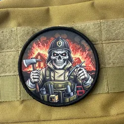 Parche táctico de bombero con calavera y hacha – Insignia moral