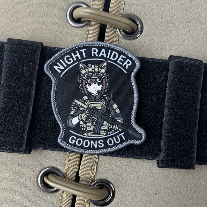 Parche táctico de moral NIGHT RAIDER GOONS OUT con velcro - imagen 5