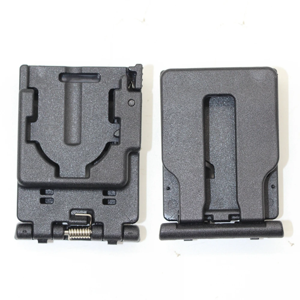Adaptador MOLLE Baton para accesorios tácticos en chalecos - imagen 3
