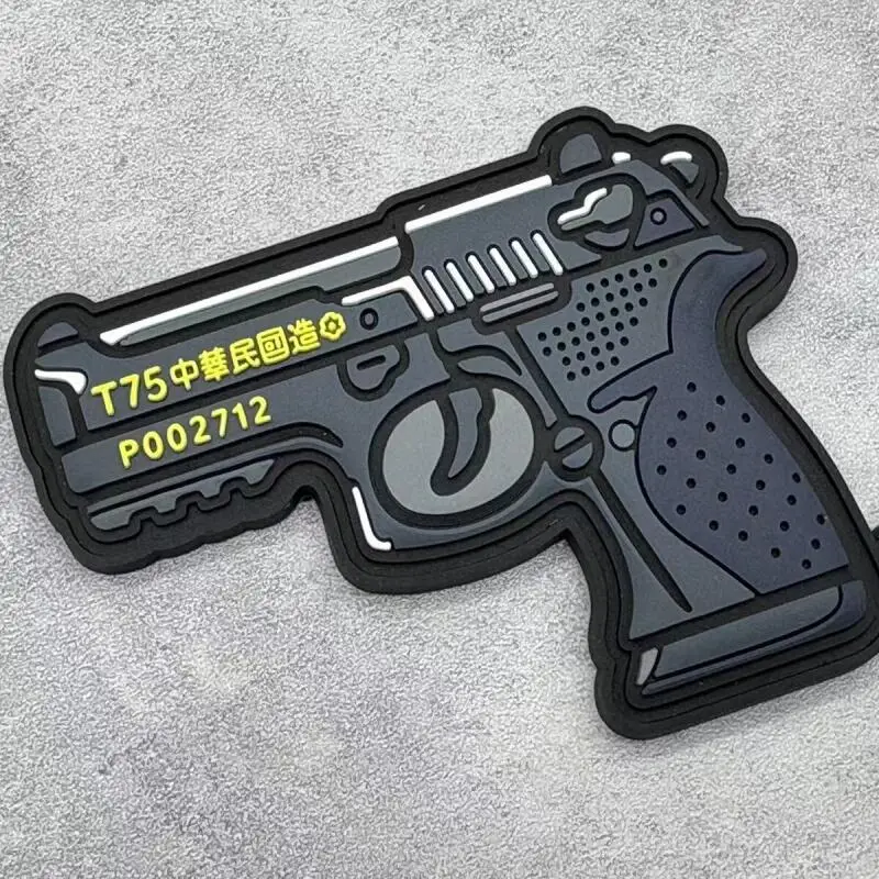 Llavero EDC TT-75 en forma de pistola, parche brazo gancho y bucle - imagen 5