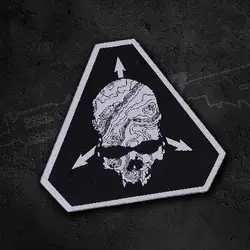 Parche táctico velcro calavera esqueleto bordado triangular