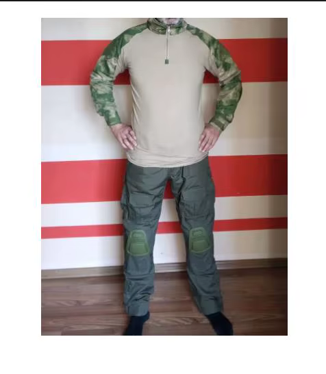Traje táctico camuflaje con rodilleras – Airsoft y paintball - imagen 2