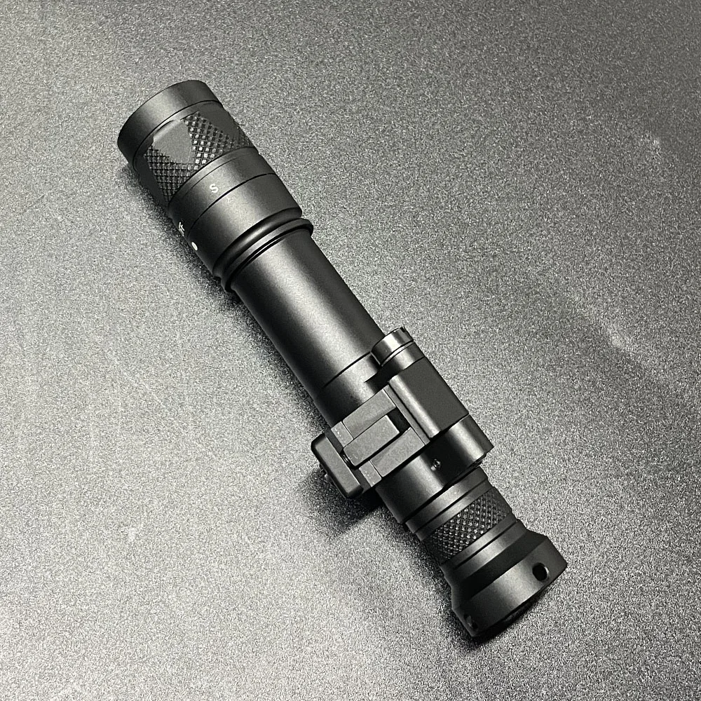 Linterna táctica para rifle LED estroboscópica blanca de caza - imagen 5