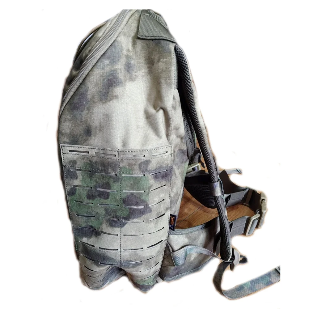 Mochila táctica MOLLE para senderismo y camping con sistema multicapa - imagen 4