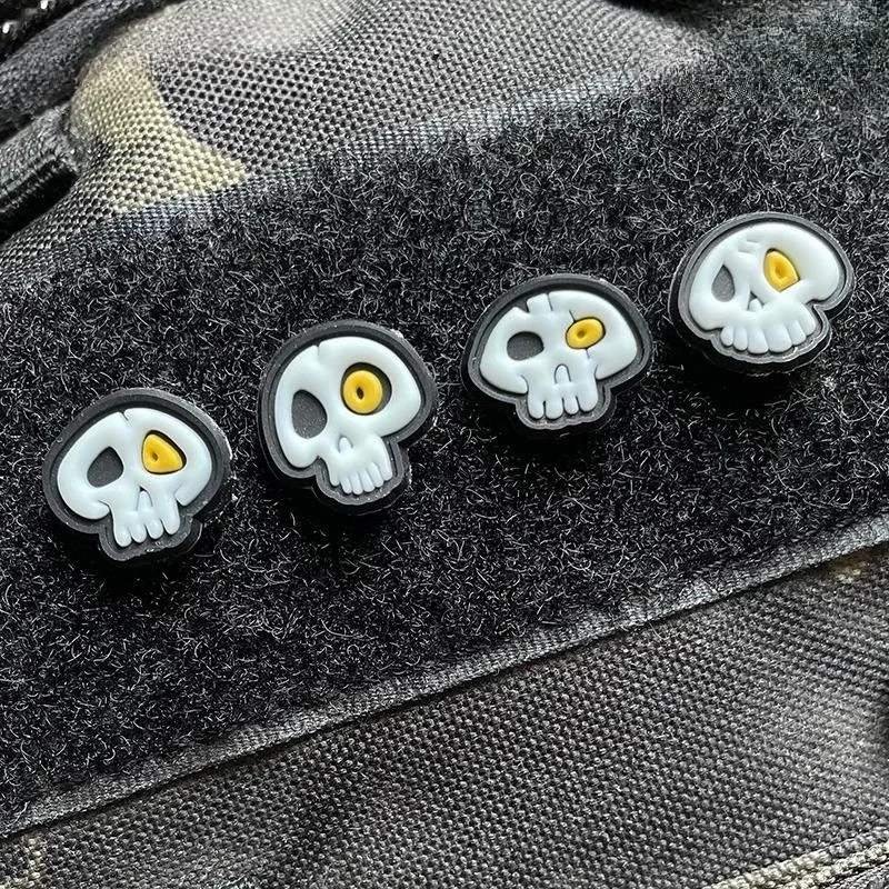 Parche calavera táctica PVC con luz nocturna – Gancho y bucle - imagen 5