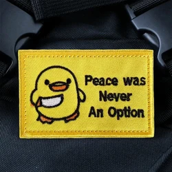 Parche Velcro pato con cuchillo broma táctica bordado
